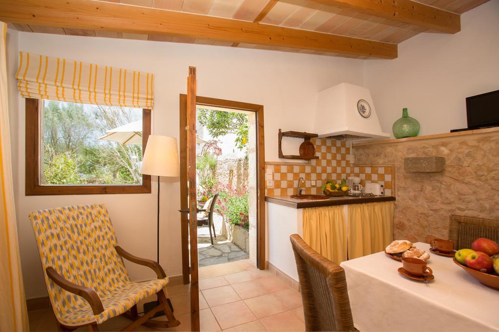 Agroturismo Es Pla De Llodra Manacor  Exterior photo
